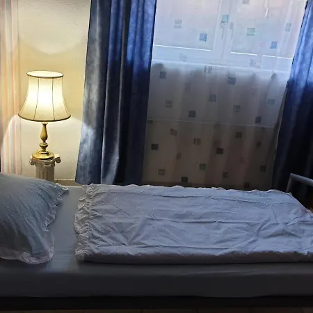 Schoene Grosse Im Mittelrheintal Nahe Loreley Apartamento Bornich