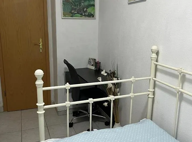 Schoene Grosse Im Mittelrheintal Nahe Loreley *