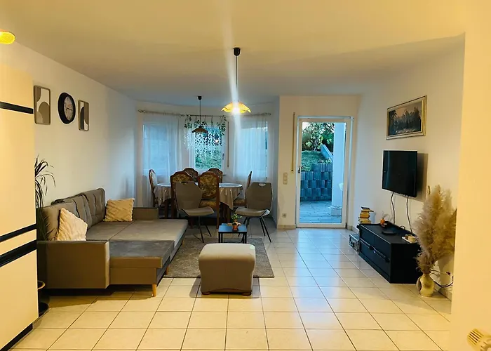 Schoene Grosse Im Mittelrheintal Nahe Loreley *