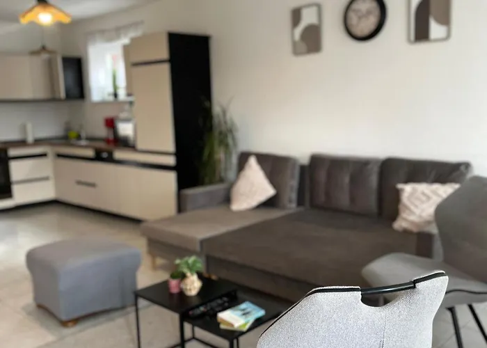 公寓 Schoene Grosse Im Mittelrheintal Nahe Loreley Bornich